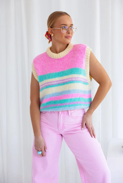 kamizelka-damska-melisa-rozowa-stylizacja-pink-look.jpg