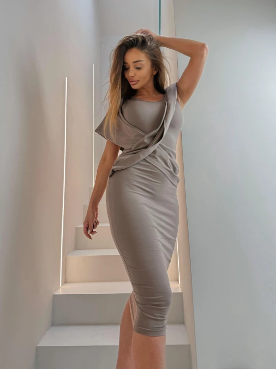elegancka-sukienka-wiskozowa-federica-drapowanie.jpg