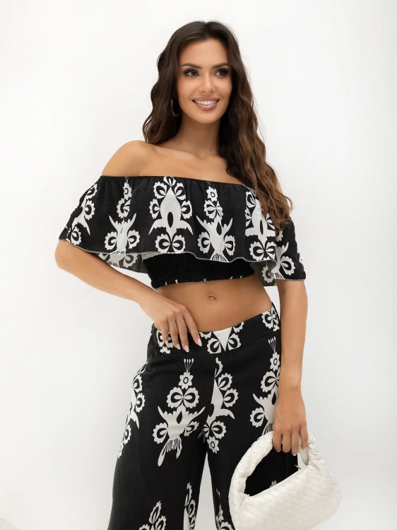 czarny-komplet-boho-detale-wzoru-sciagacz.jpg