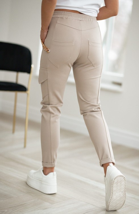 Spodnie damskie - bojowki - tkanina punto - kolor bezowy - Bastet Fashion