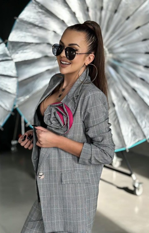 Marynarka damska - z kwiatem - w kratke - polska marka - Cocomore