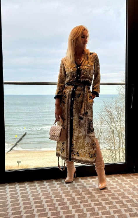 Sukienka damska - szmizjerka - modny print - z paskiem - La Viva