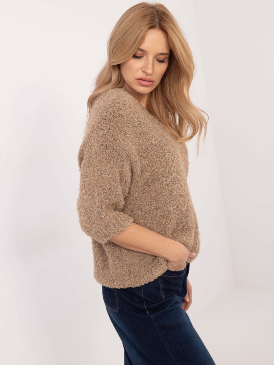 Sweter damski boucle z wysokogatunkowego materiału w kolorze beżowym moda włoska