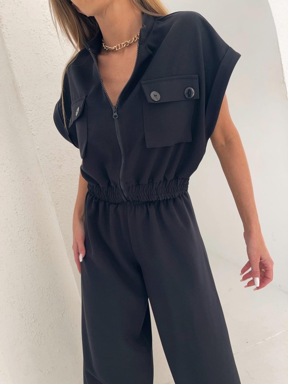 Czarny komplet damski Agatha Pucci – Oversize z Charakterem | Nowość 2025