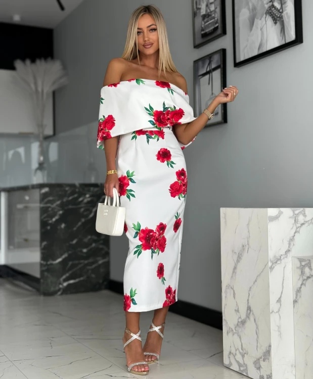 Sukienka Marilyn z czerwonymi różami – Zjawiskowy look na lato 2025 | She&You