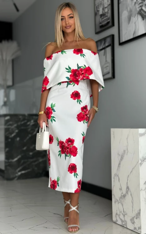 Sukienka Marilyn z czerwonymi różami – Zjawiskowy look na lato 2025 | She&You