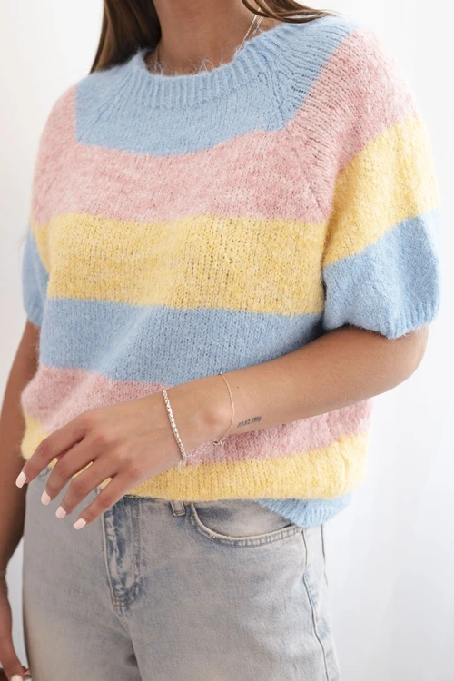 Limitowany sweter damski w pasy – włoska marka od She&You | Kolekcja Jesień–Zima 2025/26