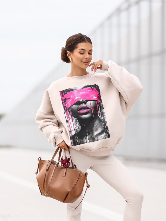 Bluza damska Neon Eyes oversize Lara Fashion – Premium komfort i modny nadruk | Jesień–Zima 2025/26