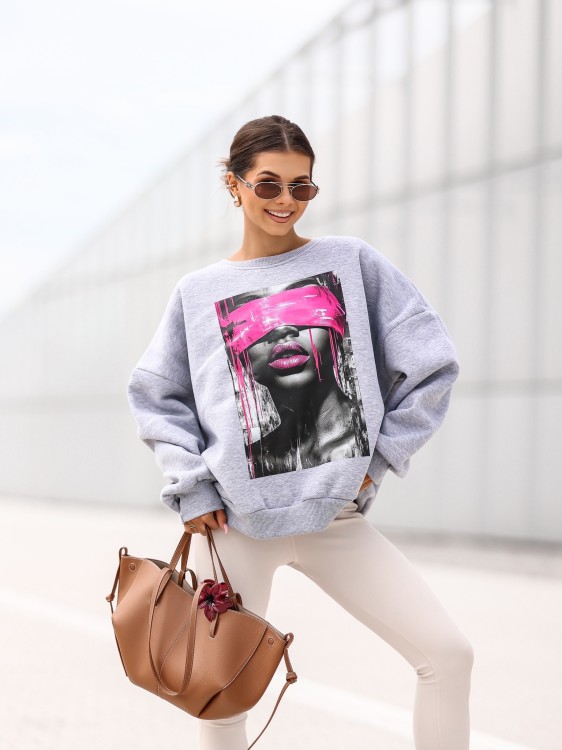 Bluza damska Neon Eyes oversize Lara Fashion – Premium komfort i modny nadruk | Jesień–Zima 2025/26