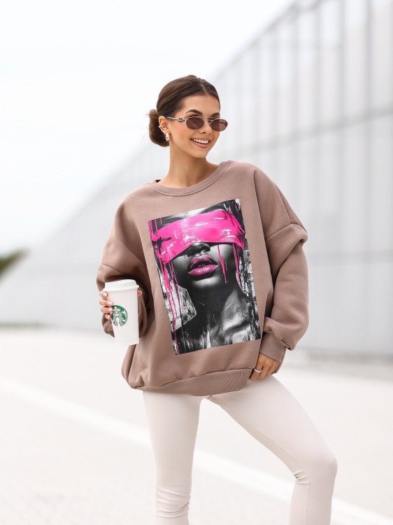 Bluza damska Neon Eyes oversize Lara Fashion – Premium komfort i modny nadruk | Jesień–Zima 2025/26