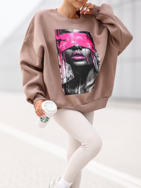 Bluza damska Neon Eyes oversize Lara Fashion – Premium komfort i modny nadruk | Jesień–Zima 2025/26