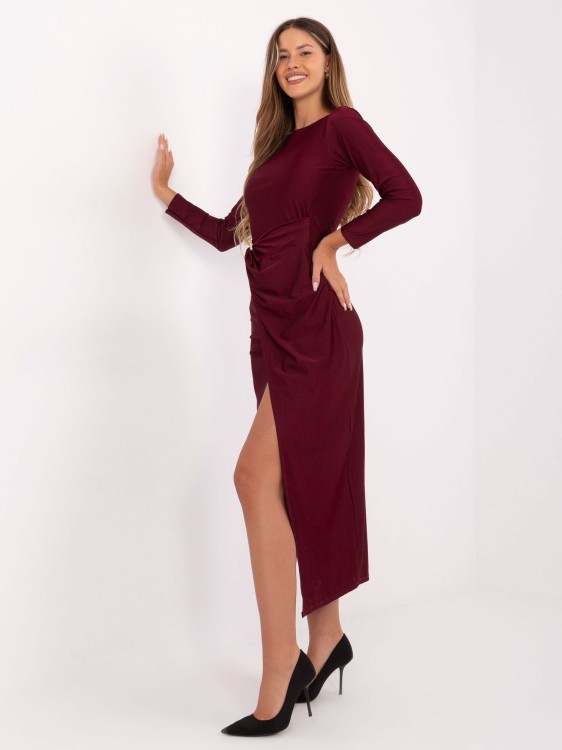 sukienka-midi-kopertowa-czarna-zlota klamra-sheyou.jpg