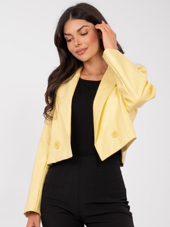 marynarka-dwurzedowa-ekoskora-zolta-stylizacja-przod.jpg